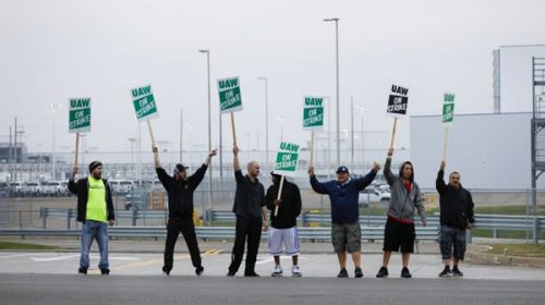 Los trabajadores de General Motors en EE UU, convocados a la primera huelga nacional en 12 años
