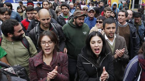 Chile lo hizo: aprobaron la reducción de la jornada laboral