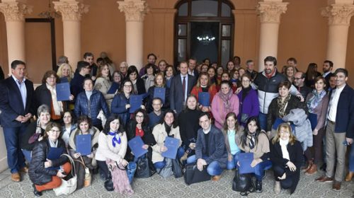 Bordet entregó más de 6 millones de pesos a 60 bibliotecas populares
