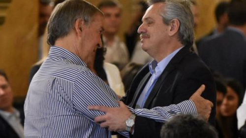 Gobernabilidad, votos, y pacto social: la extensa conversación a solas que mantuvieron Fernández y Schiaretti