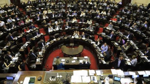 El Congreso se despierta en plena campaña