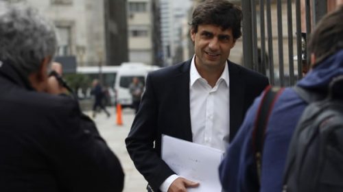Lacunza viaja a Washington a fin de mes y busca una reunión con el FMI