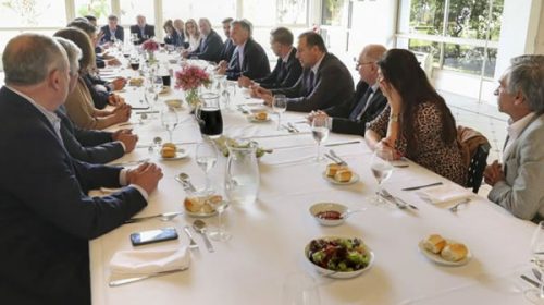 El Gobierno replegado: Macri se reúne con sus diputados para analizar el camino hacia octubre