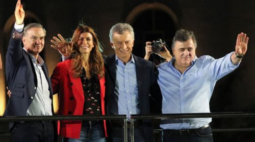 Eufórico, Macri cerró su campaña en Córdoba con promesas de llegar a la segunda vuelta