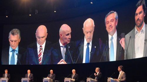 Los especialistas dicen que el debate no cambia el voto