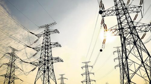 Congelan tarifa mayorista de electricidad