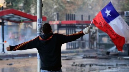 El acuerdo constitucional chileno muestra sus primeras grietas