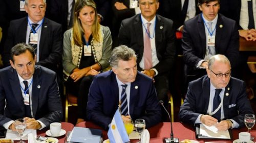 El Gobierno no repudiará “por el momento” los ataques de Bolsonaro a Alberto Fernández