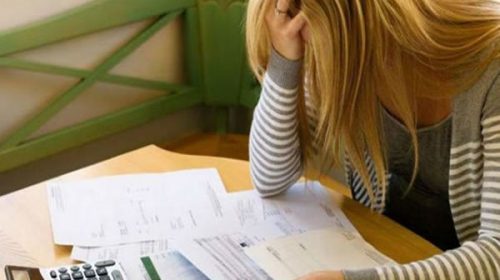 Más de la mitad de los adultos está endeudado y sube la morosidad