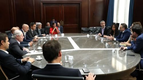 Mientras negocia Precios Cuidados, el Gobierno trabaja en una canasta navideña