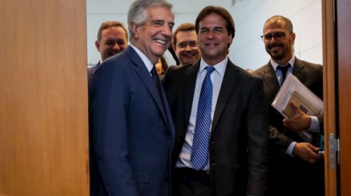 Tabaré desafío a Bolsonaro y pidió iniciar el proceso para suspender a Bolivia del Mercosur