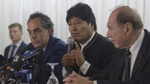 Zaffaroni asumió la defensa legal de Evo Morales