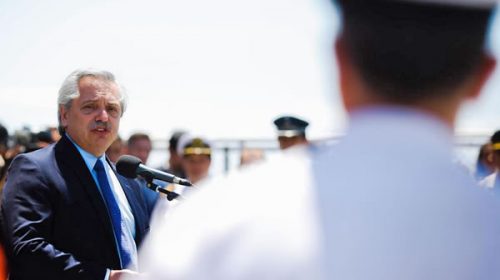 Fernández a las FFAA: “Son los que cuidan nuestra Patria, sigan haciéndolo”