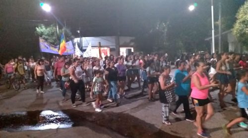 Marcharon pidiendo justicia por joven trans violada en Chajarí
