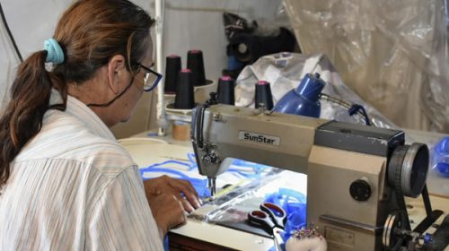 Cooperativas entrerrianas elaboran más de 35.000 barbijos