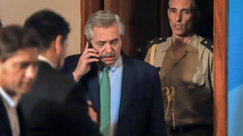 Alberto monitorea el cumplimiento del aislamiento social