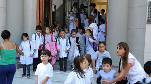 Para el CGE, el 41 % de los docentes concurrió a trabajar en el inicio del ciclo lectivo