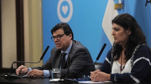 El Gobierno insta a las provincias, municipios y empresarios privados a que faciliten el trabajo a domicilio