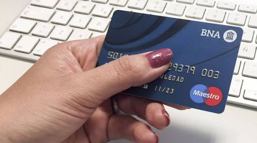 Comienza a regir la devolución del 15% en compras con débito para jubilados y beneficiarios AUH