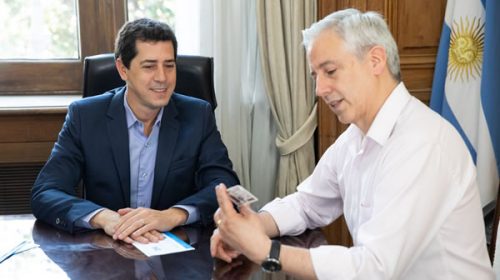 El Gobierno le otorgó a García Linera el DNI argentino