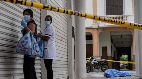 Alarmante situación por coronavirus en Ecuador: hay decenas de cadáveres tirados en las calles Alarmante situación por coronavirus en Ecuador: hay decenas de cadáveres tirados en las calles