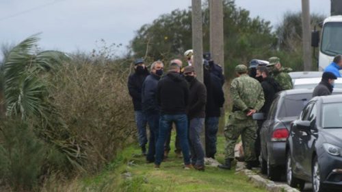 Uruguay: luto por el crimen de tres marinos en una base a las afueras de Montevideo