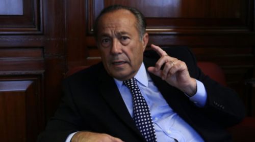 Rodríguez Saá propone ampliar la Corte a 9 miembros con cupos por género y región