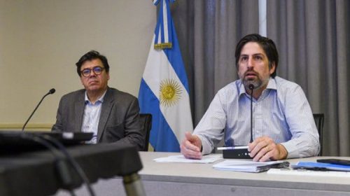 Educación acordó con docentes paritaria para regular su trabajo