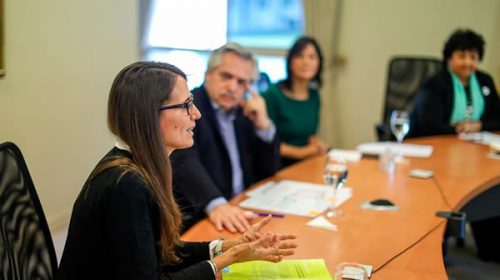 Oficializan la creación de un programa de asistencia a familiares de víctimas de femicidio