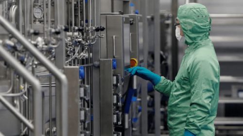 Eligen a Argentina para probar las dos vacunas chinas: cómo son y a que 320 argentinos les toca