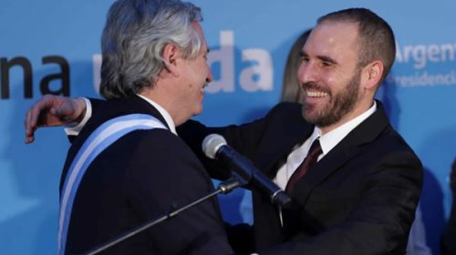 El Gobierno hizo oficial el acuerdo con los acreedores y aseguró que traerá “un alivio de deuda significativo”