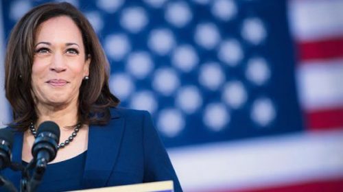 Kamala Harris hizo historia y se convirtió en la candidata a vicepresidente demócrata