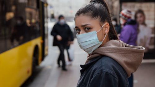El mundo busca enfrentar al coronavirus sin confinamiento