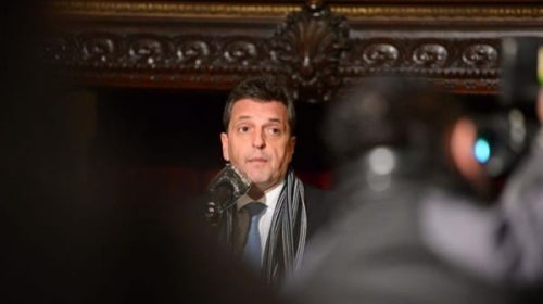 Sergio Massa acusó a la oposición de repartir su número de celular