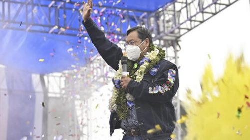 Arce prometió al pueblo boliviano en cierre de campaña que el domingo se terminará “esta pesadilla”