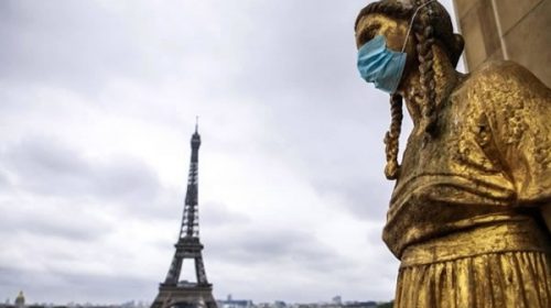 La Unión Europea analiza permitir el ingreso de turistas vacunados