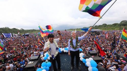 Después de tres días de caravana, Evo se reunió con el presidente Luis Arce