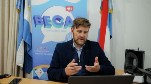 El Becario garantiza el pago retroactivo de becas a los estudiantes que no pudieron finalizaron su trámite