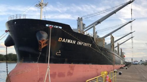 La actividad en el puerto de Concepción del Uruguay, paralizada por un conflicto gremial La actividad en el puerto de Concepción del Uruguay, paralizada por un conflicto gremial