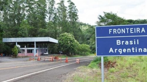 Gobierno y provincias evaluaron aplicar nuevas restricciones en las fronteras por el coronavirus Gobierno y provincias evaluaron aplicar nuevas restricciones en las fronteras por el coronavirus