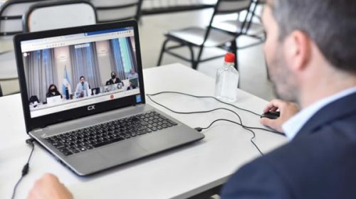 Muller: “Sostener la educación en este contexto epidemiológico es clave y lo estamos haciendo”