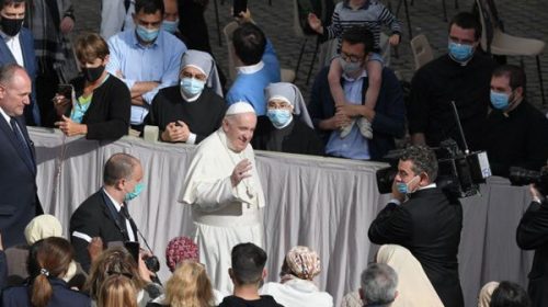 El papa Francisco retomó las audiencias con público en el Vaticano
