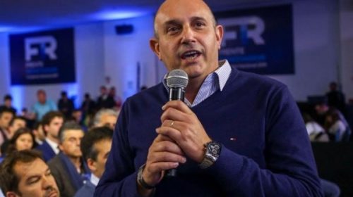 El Presidente le toma juramento al nuevo ministro de Transporte