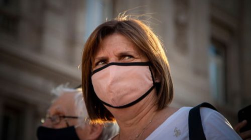 En una carta, Patricia Bullrich intentó justificar el envío de armamento a Bolivia