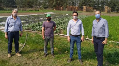 Funcionarios provinciales visitaron emprendimientos hortícolas en Federación