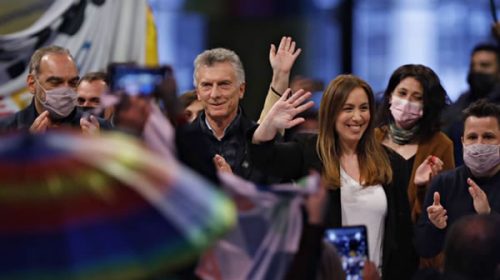 «El colmo de la campaña: el macrismo esconde a Macri»