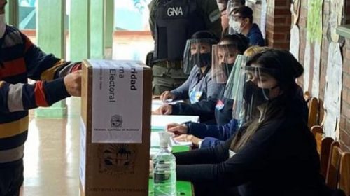 Las autoridades de mesa pueden acceder a la segunda dosis de la vacuna contra el Covid-19