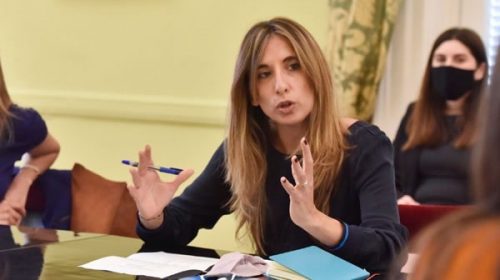 Cecilia Nicolini confirmó que la próxima semana llegarán las primeras vacunas de Pfizer