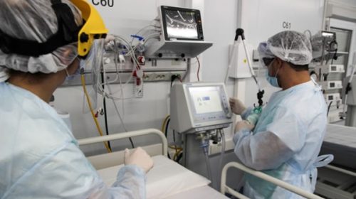 Se afianzan la baja de contagios y la ocupación de camas UTI por Covid en todo el país