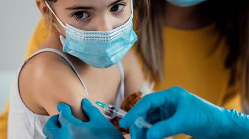 El Garrahan pide a los pediatras prescribir la vacuna contra el Covid